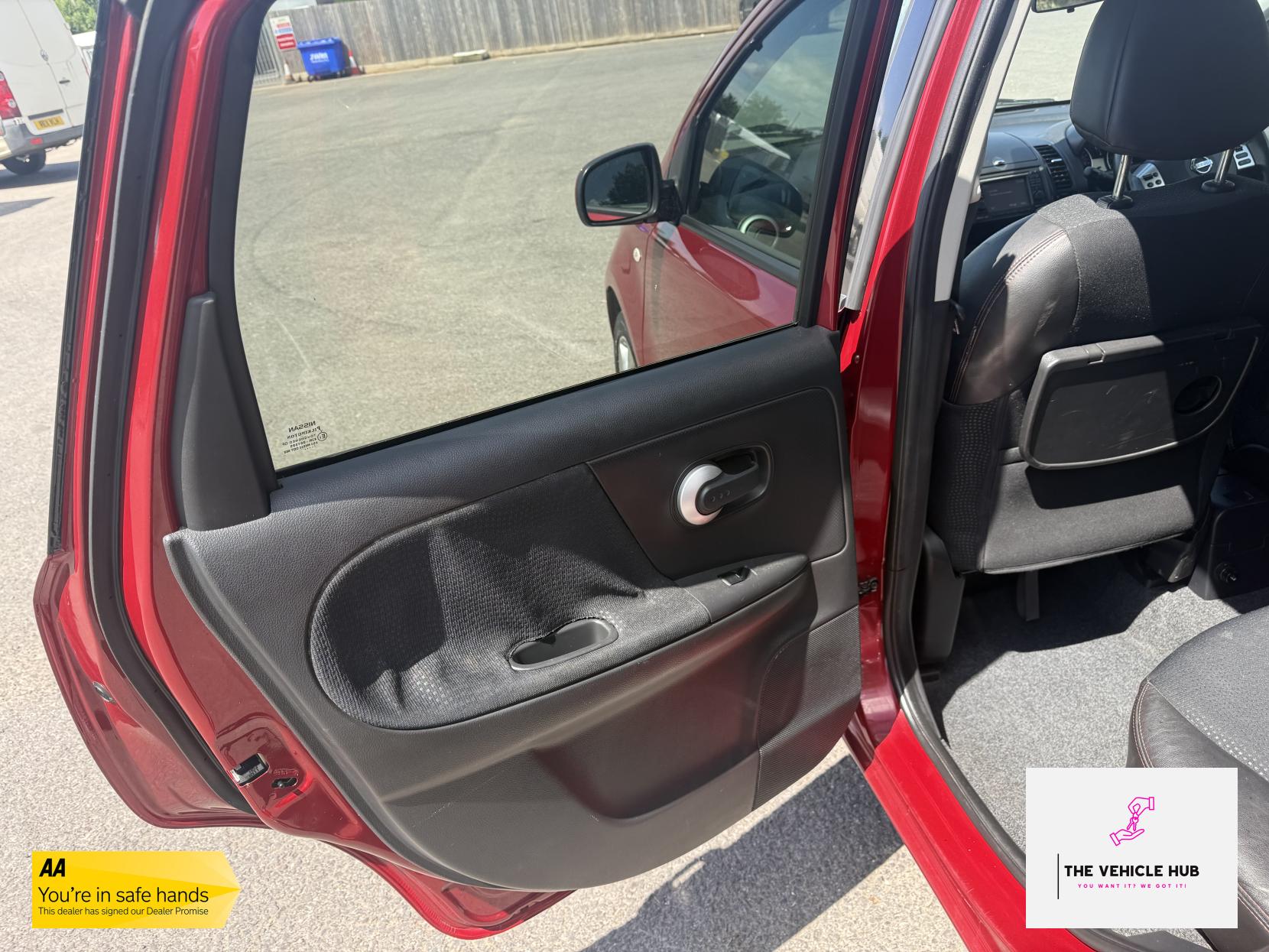 Nissan Note 1.6 16V Tekna Hatchback 5dr Petrol Manual Euro 5 (110 ps)