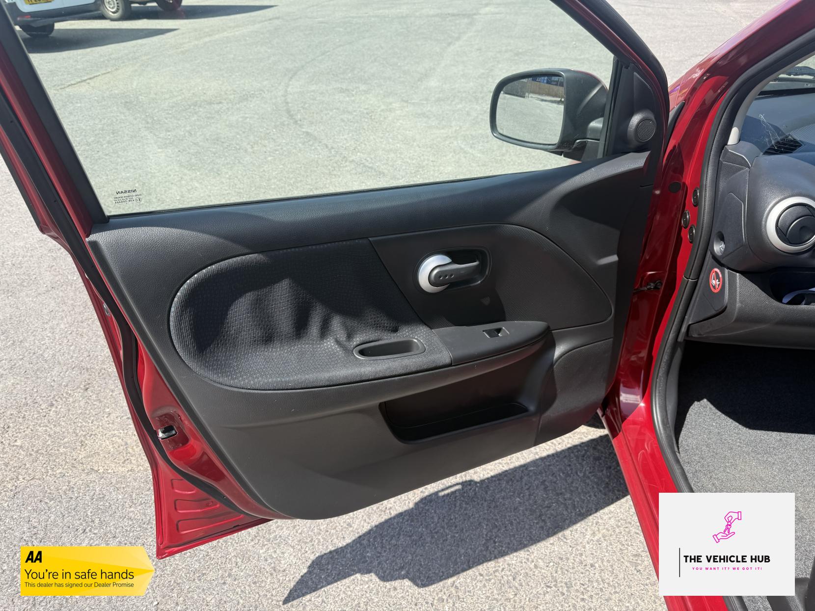 Nissan Note 1.6 16V Tekna Hatchback 5dr Petrol Manual Euro 5 (110 ps)