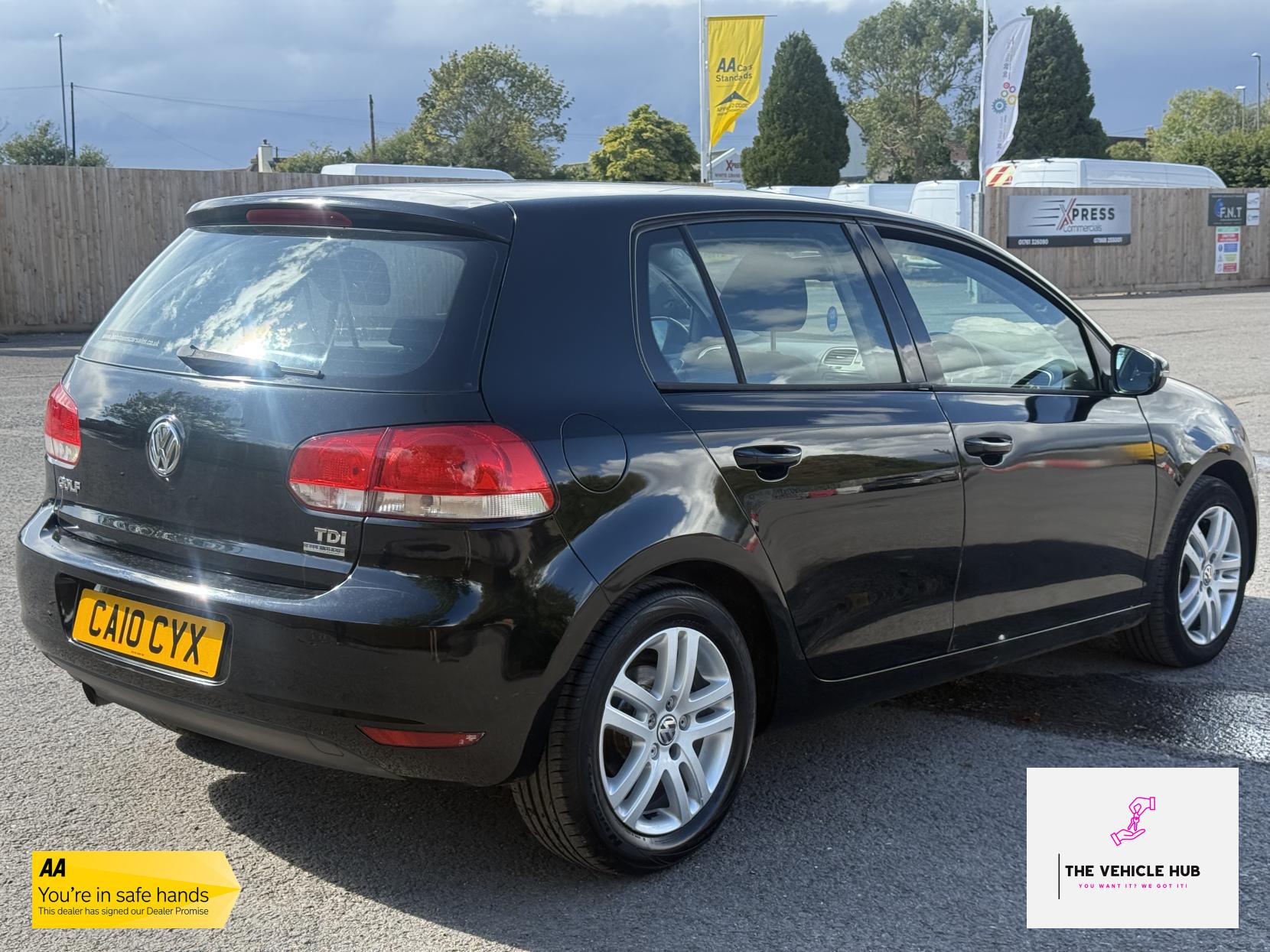Volkswagen Golf 1.6 TDI BlueMotion Tech SE Hatchback 5dr Diesel Manual Euro 5 (s/s) (105 ps)