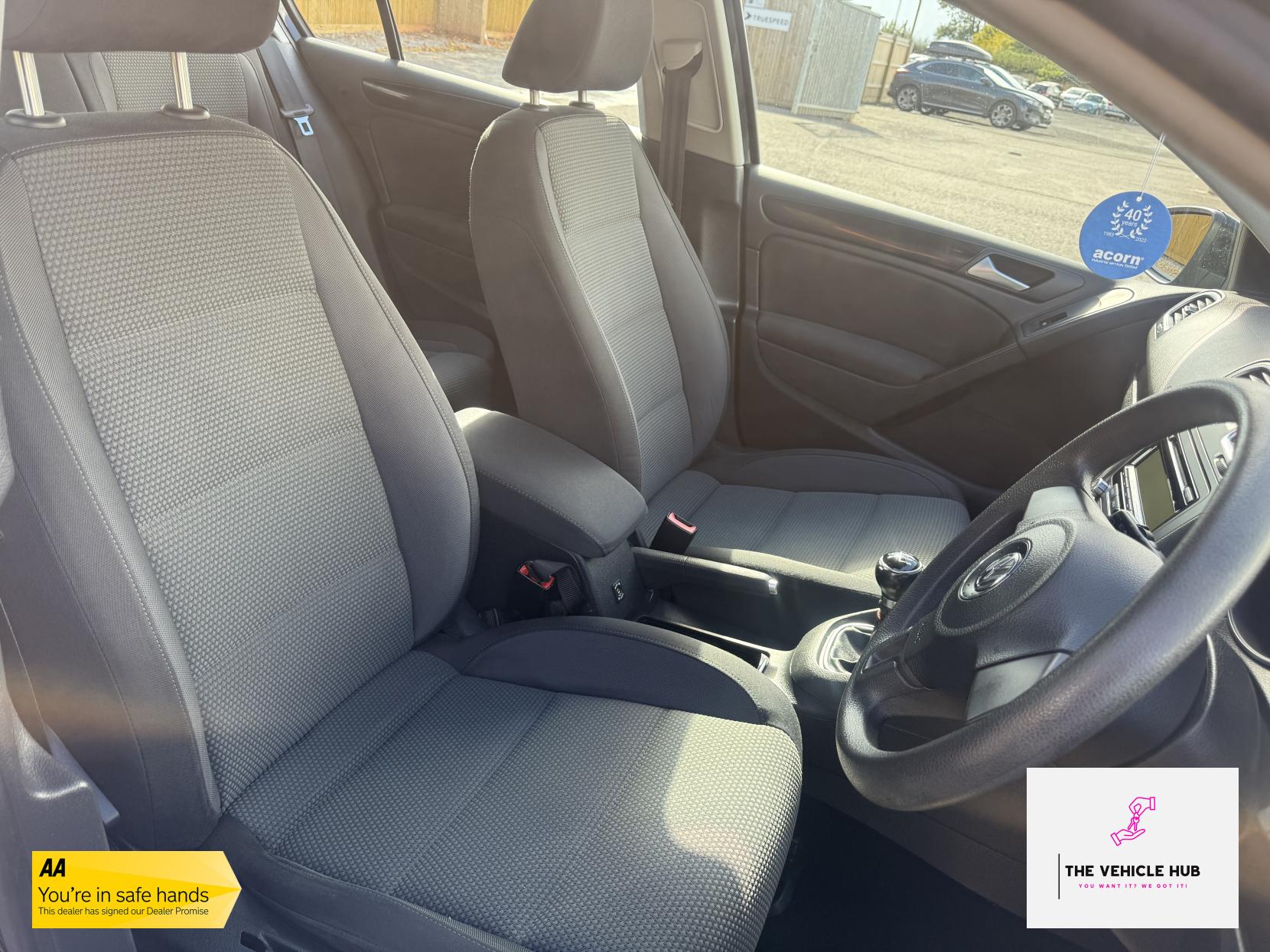 Volkswagen Golf 1.6 TDI BlueMotion Tech SE Hatchback 5dr Diesel Manual Euro 5 (s/s) (105 ps)