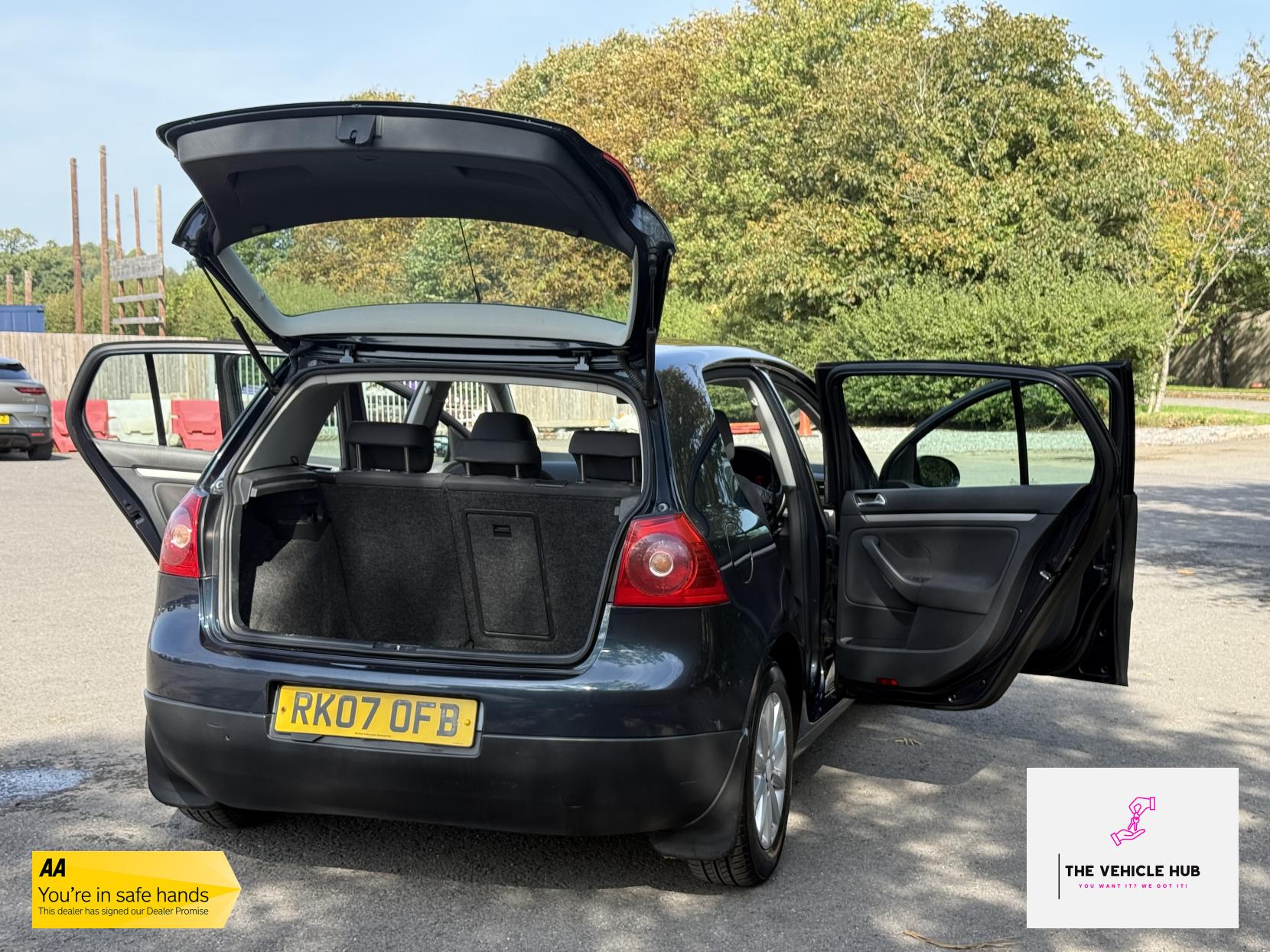 Volkswagen Golf 1.6 FSI Match Hatchback 5dr Petrol Manual (159 g/km, 113 bhp)