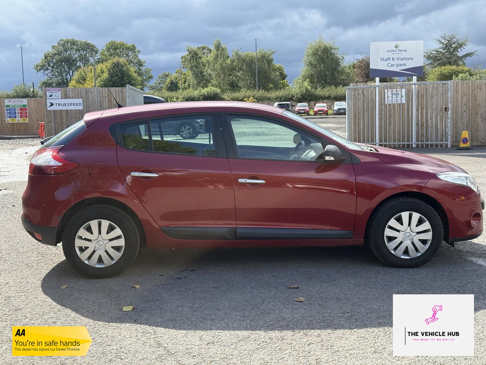 Renault Megane 1.6 16V Generation Hatchback 5dr Petrol Manual Euro 5 (100 ps)