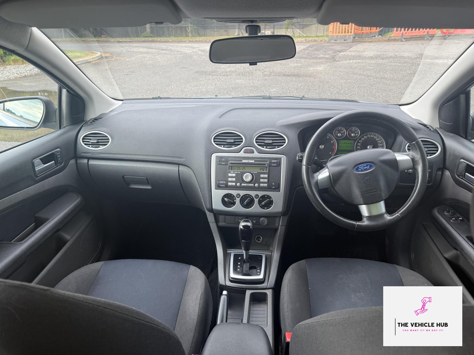 Ford Focus 1.6 Zetec Climate Hatchback 5dr Petrol Automatic (184 g/km, 99 bhp)