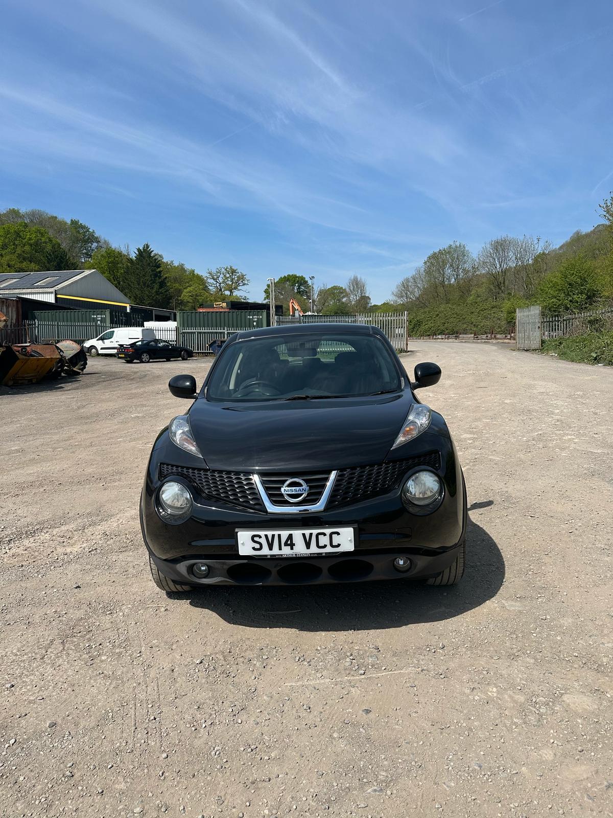 Nissan Juke 1.6 n-tec SUV 5dr Petrol CVT Euro 5 (117 ps)