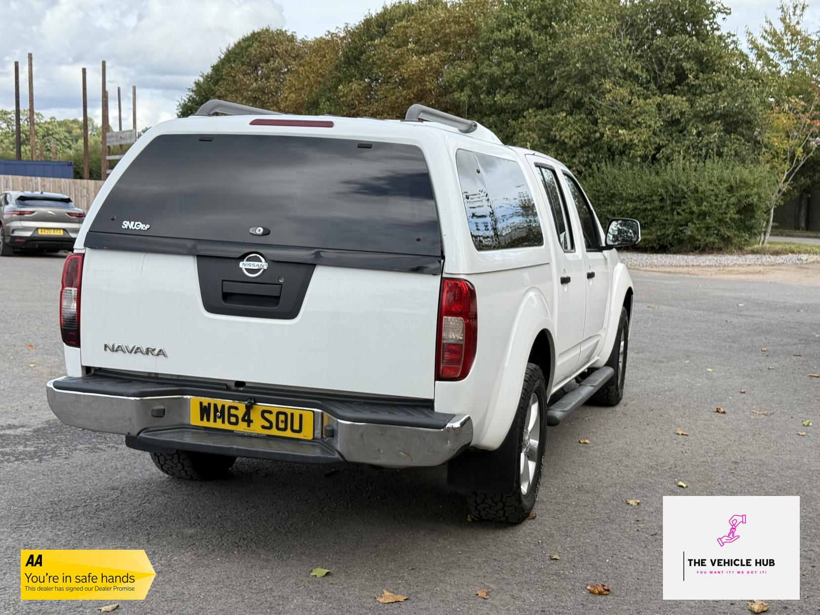 Nissan Navara 2.5 dCi Acenta Pickup Double Cab 4dr Diesel Manual 4WD Euro 5 (190 ps)