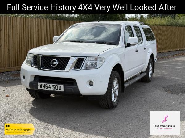 Nissan Navara 2.5 dCi Acenta Pickup Double Cab 4dr Diesel Manual 4WD Euro 5 (190 ps)