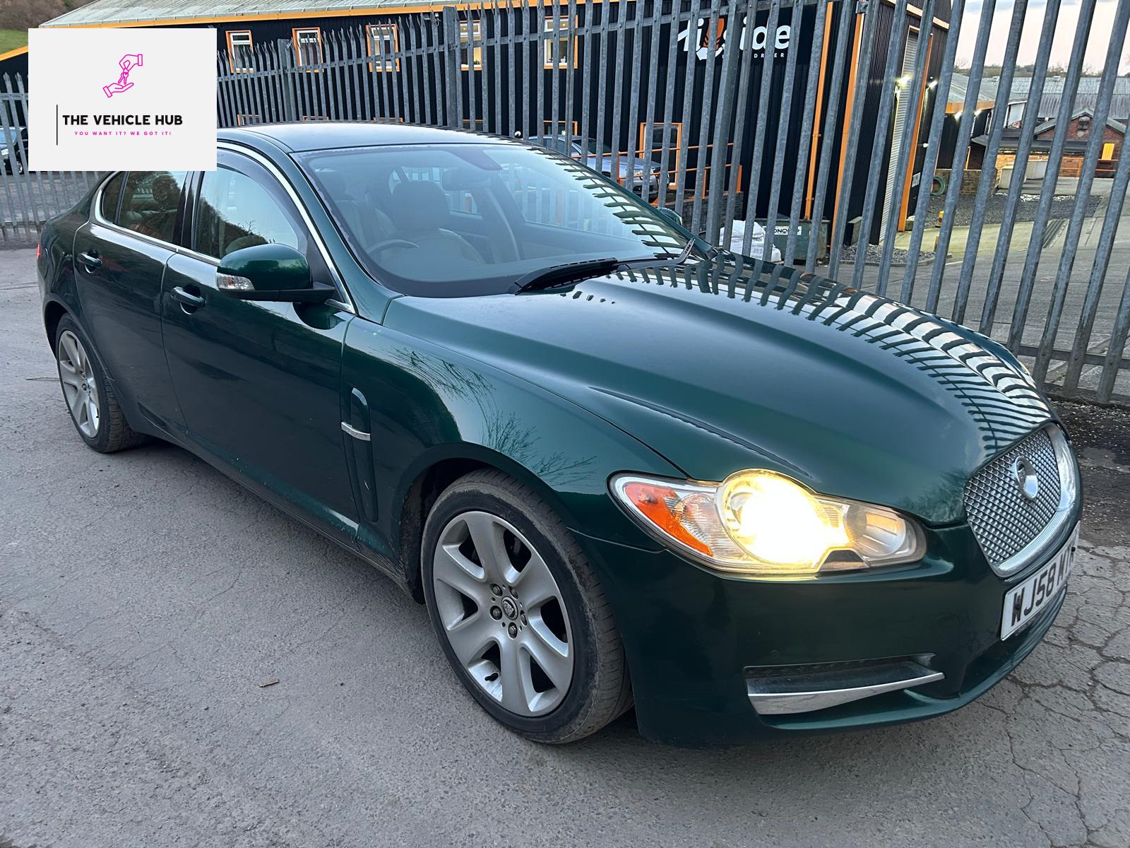 Jaguar XF 2.7d V6 Premium Luxury Saloon 4dr Diesel Auto Euro 4 (207 ps)