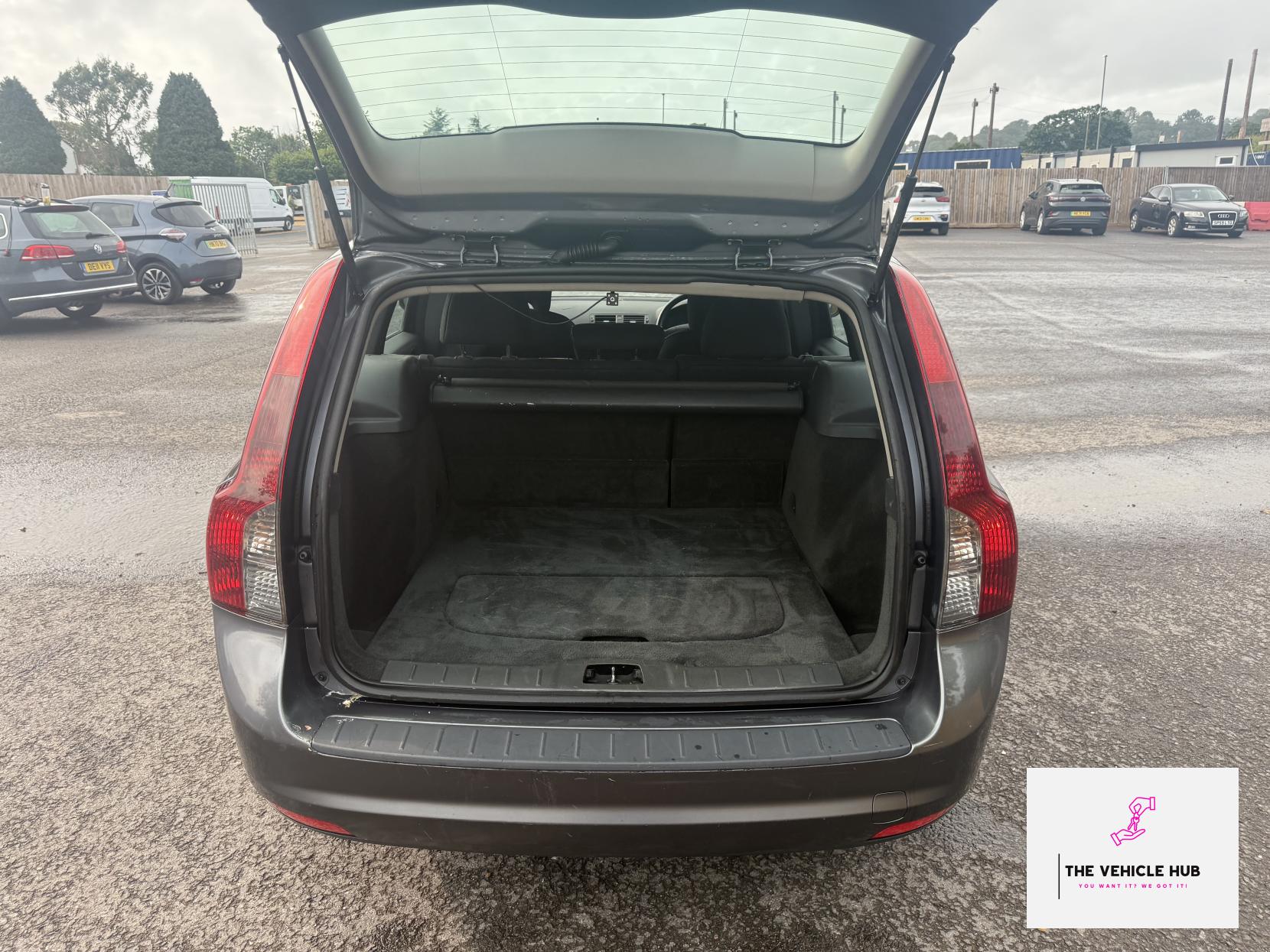 Volvo V50 2.0D S Estate 5dr Diesel Manual Euro 4 (136 ps)