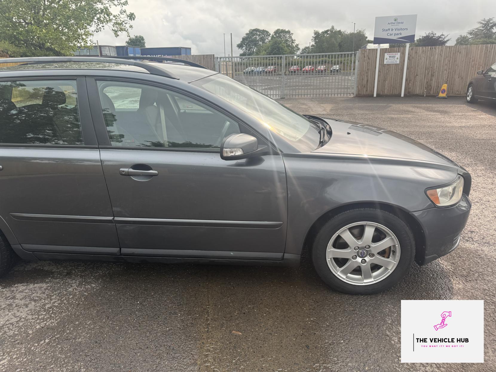 Volvo V50 2.0D S Estate 5dr Diesel Manual Euro 4 (136 ps)