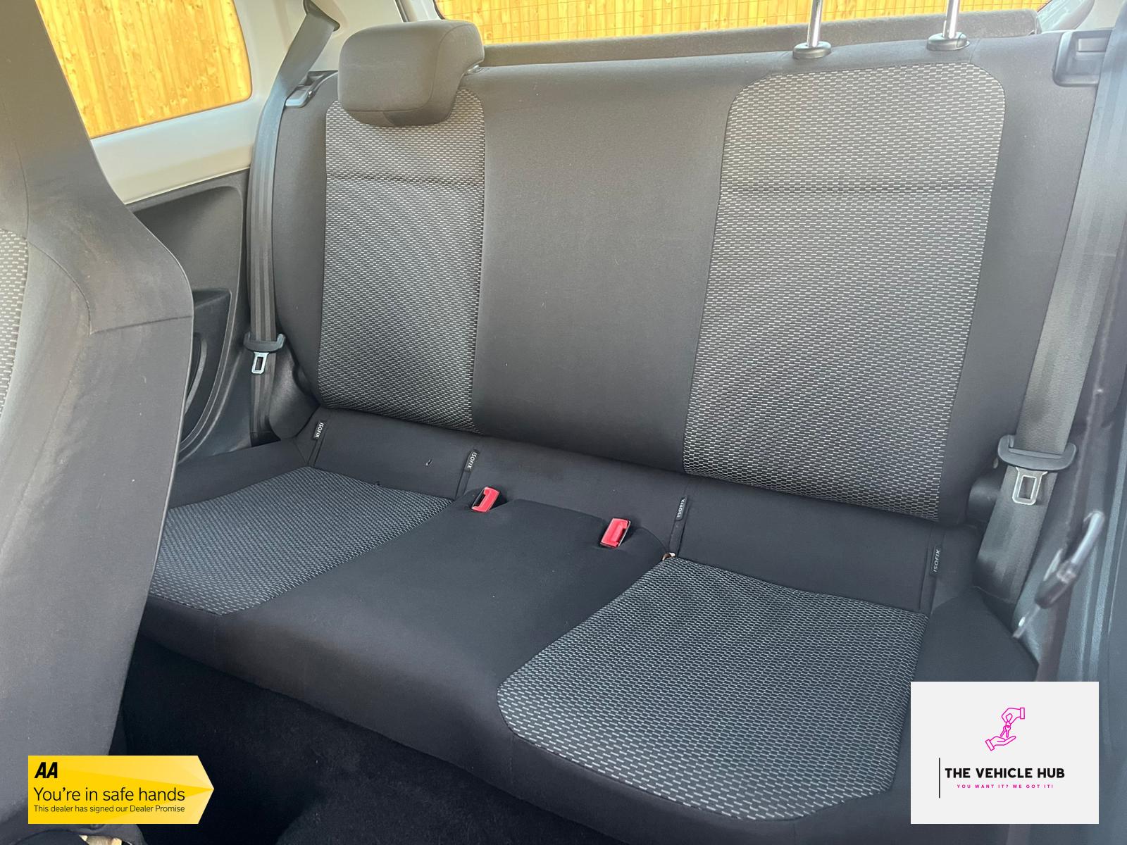 SEAT Mii 1.0 12v S AC Hatchback 3dr Petrol Manual Euro 5 (60 ps)