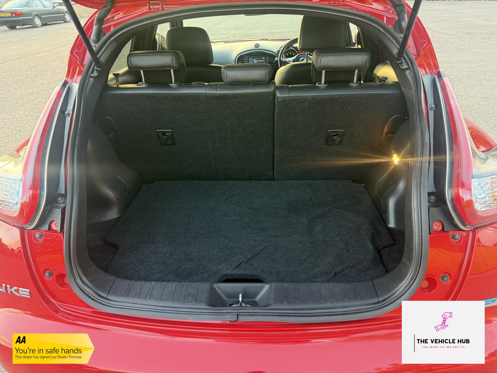 Nissan Juke 1.5 dCi 8v Tekna SUV 5dr Diesel Manual Euro 5 (s/s) (110 ps)