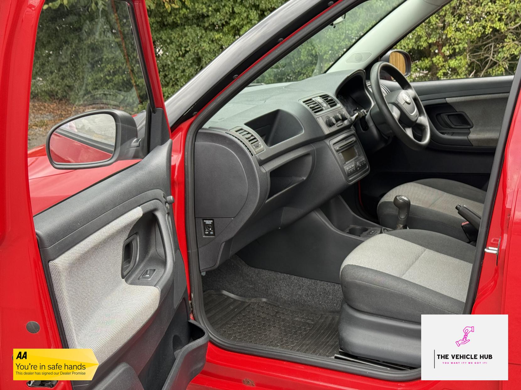 Skoda Fabia 1.2 HTP 6V 1 Hatchback 5dr Petrol Manual (140 g/km, 60 bhp)