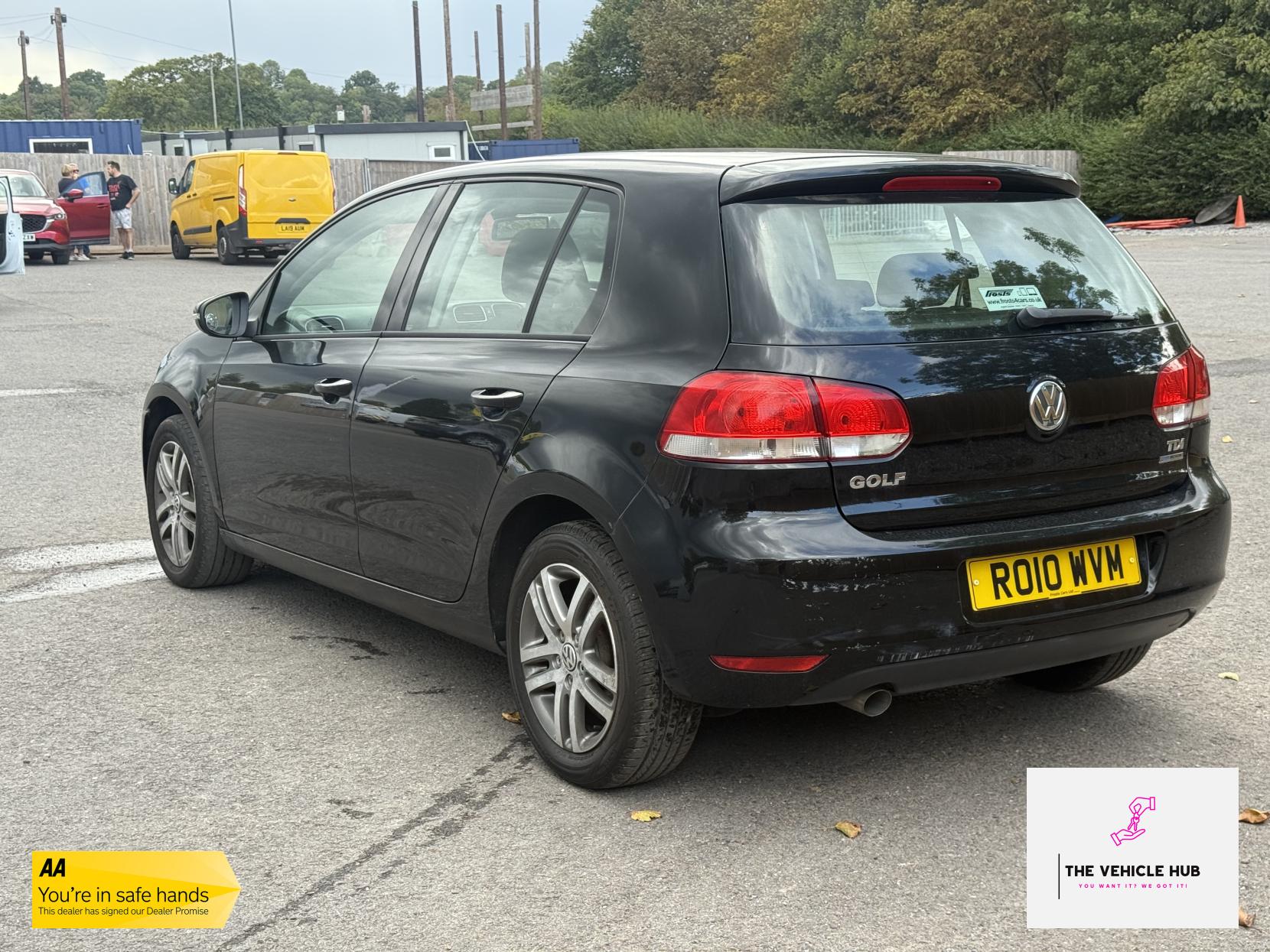 Volkswagen Golf 1.6 TDI BlueMotion Tech SE Hatchback 5dr Diesel Manual Euro 5 (s/s) (105 ps)