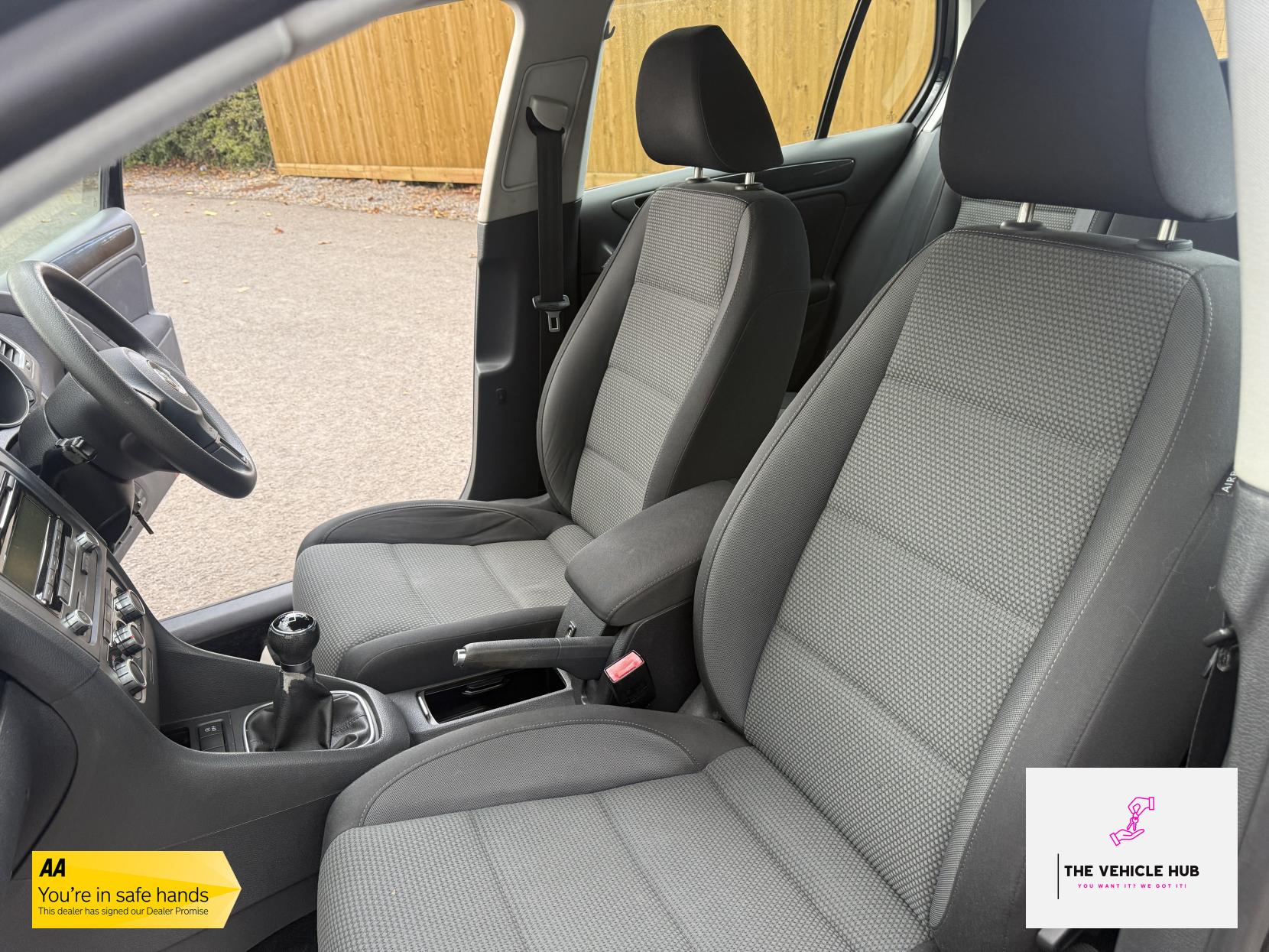 Volkswagen Golf 1.6 TDI BlueMotion Tech SE Hatchback 5dr Diesel Manual Euro 5 (s/s) (105 ps)