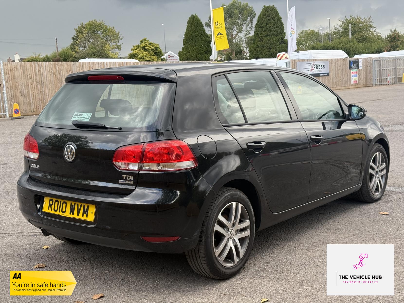 Volkswagen Golf 1.6 TDI BlueMotion Tech SE Hatchback 5dr Diesel Manual Euro 5 (s/s) (105 ps)