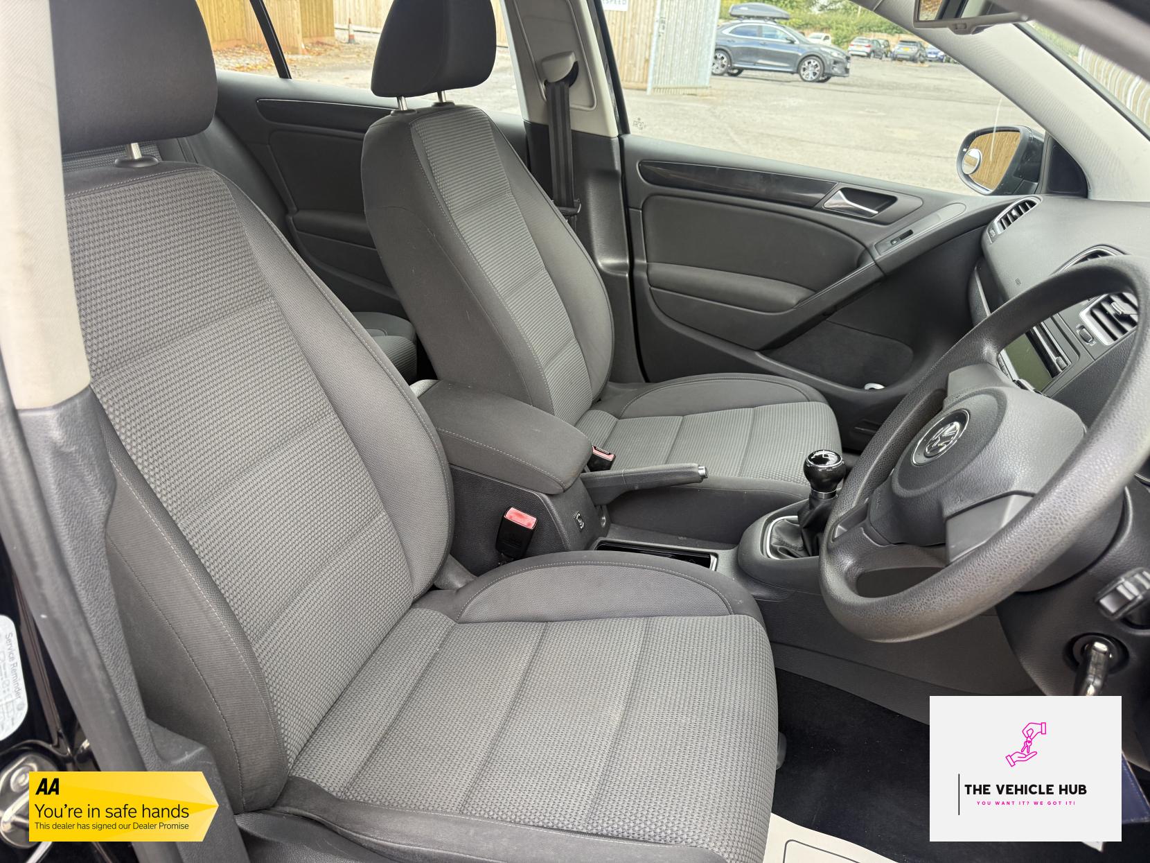 Volkswagen Golf 1.6 TDI BlueMotion Tech SE Hatchback 5dr Diesel Manual Euro 5 (s/s) (105 ps)