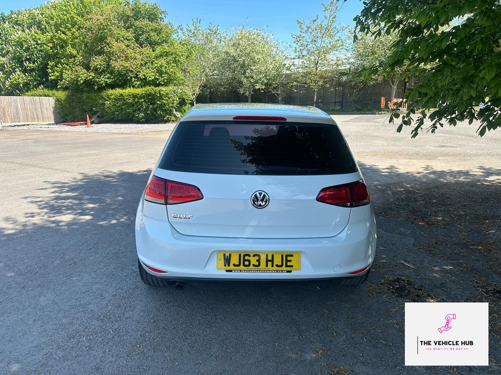 Volkswagen Golf 1.6 TDI BlueMotion Tech SE Hatchback 5dr Diesel Manual Euro 5 (s/s) (105 ps)