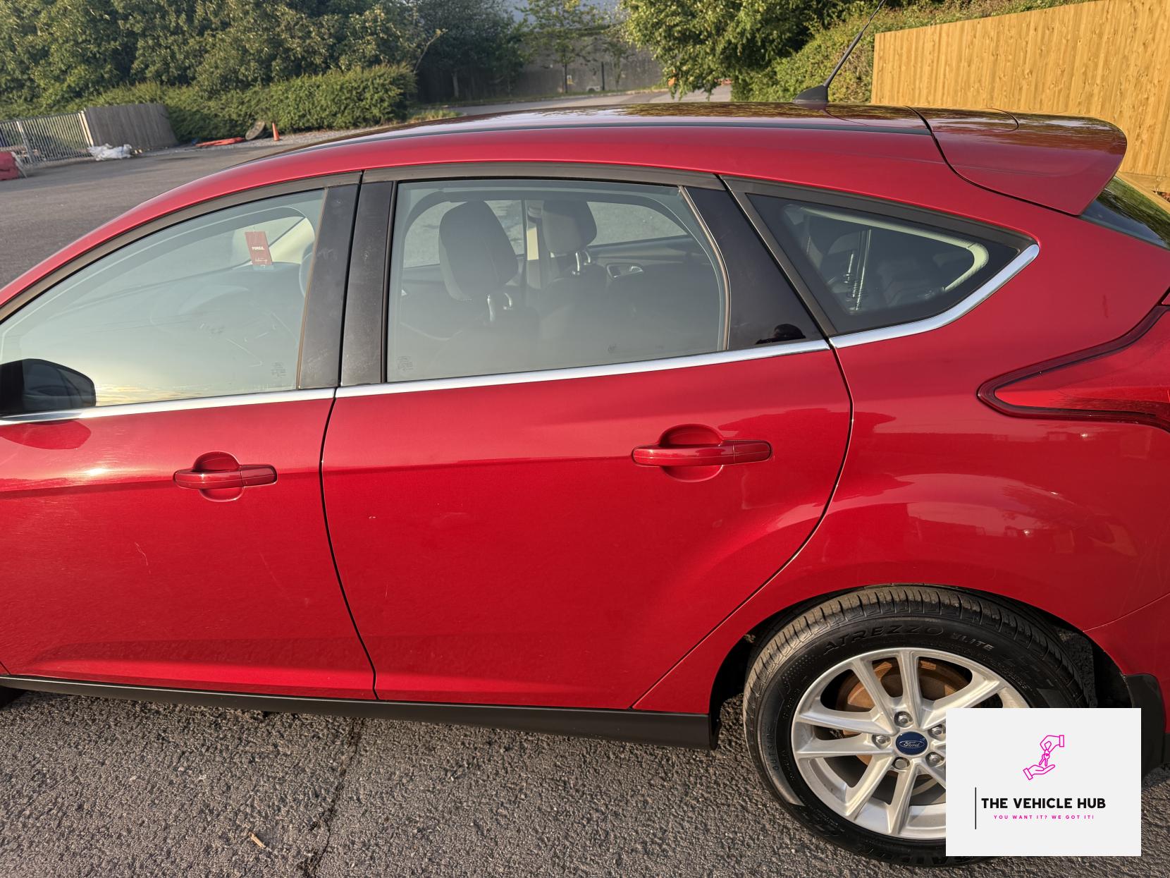 Ford Focus 1.0T EcoBoost Zetec Hatchback 5dr Petrol Manual Euro 6 (s/s) (125 ps)