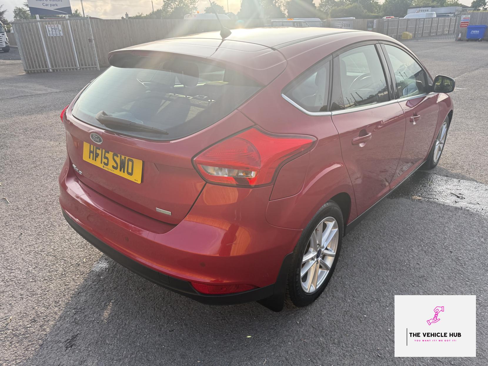 Ford Focus 1.0T EcoBoost Zetec Hatchback 5dr Petrol Manual Euro 6 (s/s) (125 ps)