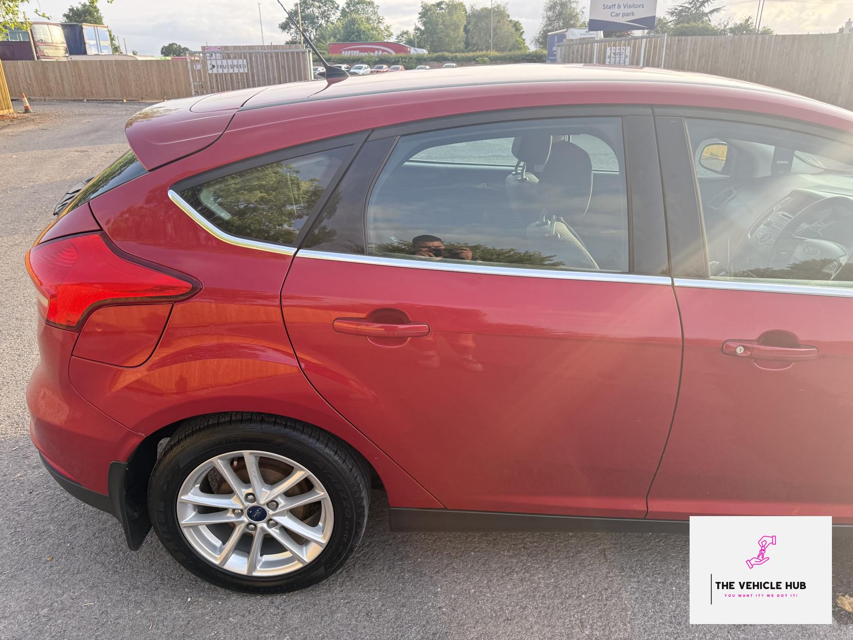 Ford Focus 1.0T EcoBoost Zetec Hatchback 5dr Petrol Manual Euro 6 (s/s) (125 ps)